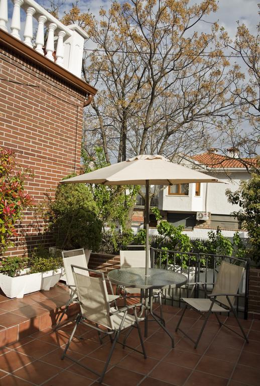 Hostal Brunete Exterior foto